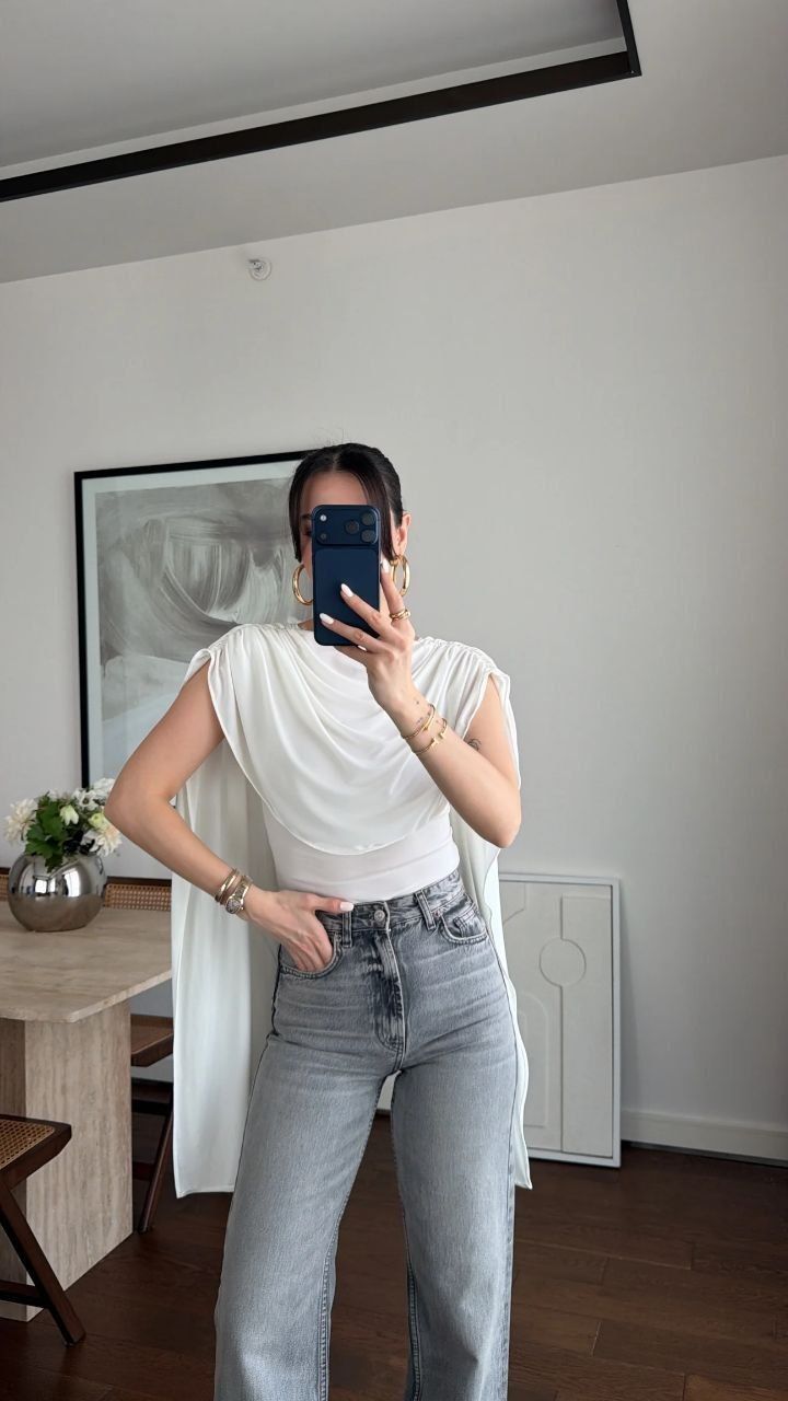 The Feminine Top