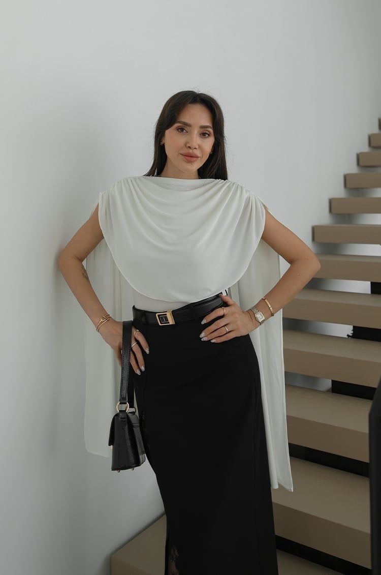 The Feminine Top